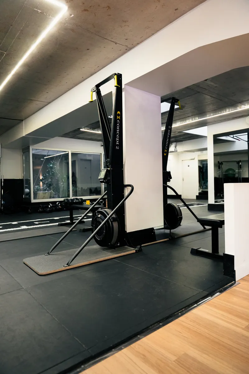 Plateau de musculation du Cube Fight Club, Paris 11e